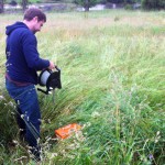 Thomas measures the groundwater piezometric levels